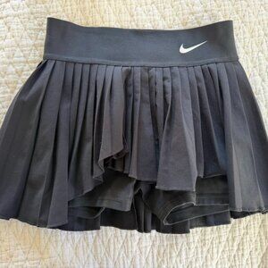 NikeCourt Advantage Dri-FIT Pleated Tennis Skirt | Women's Small | Black | Excel